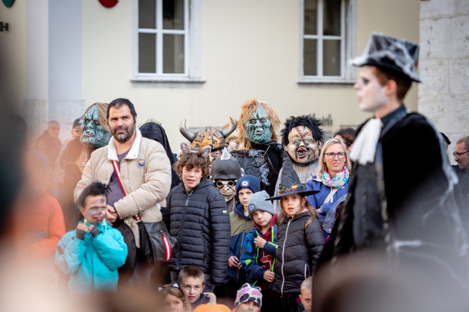 d50_5142.jpg d50_5142.jpg