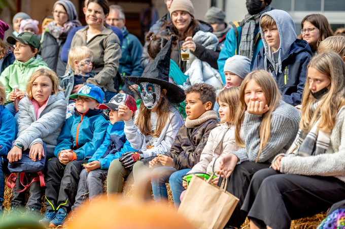 d50_5116.jpg d50_5116.jpg